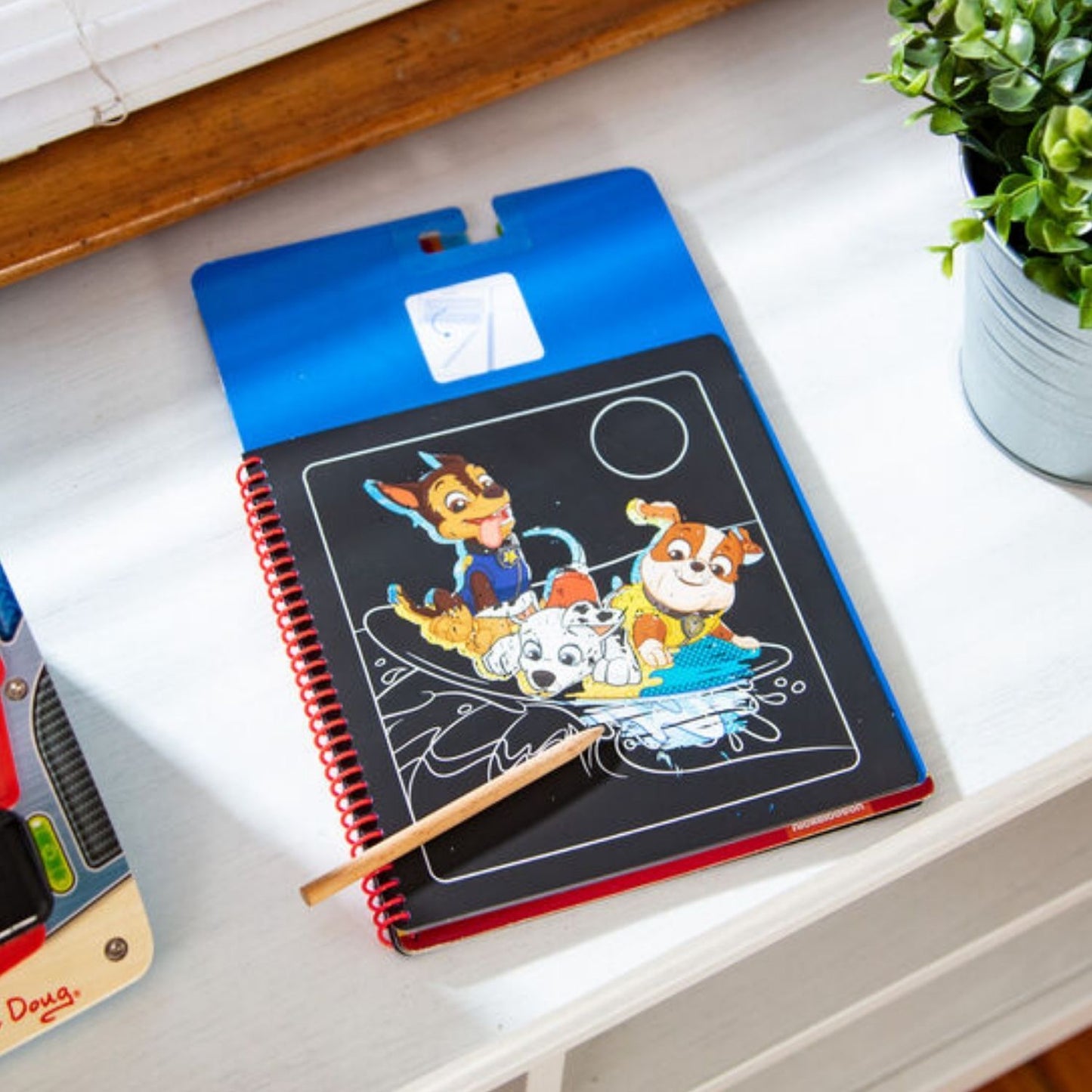 Melissa & Doug - Melissa & Doug Paw Patrol Scratch Art – Chase - Playful Panda