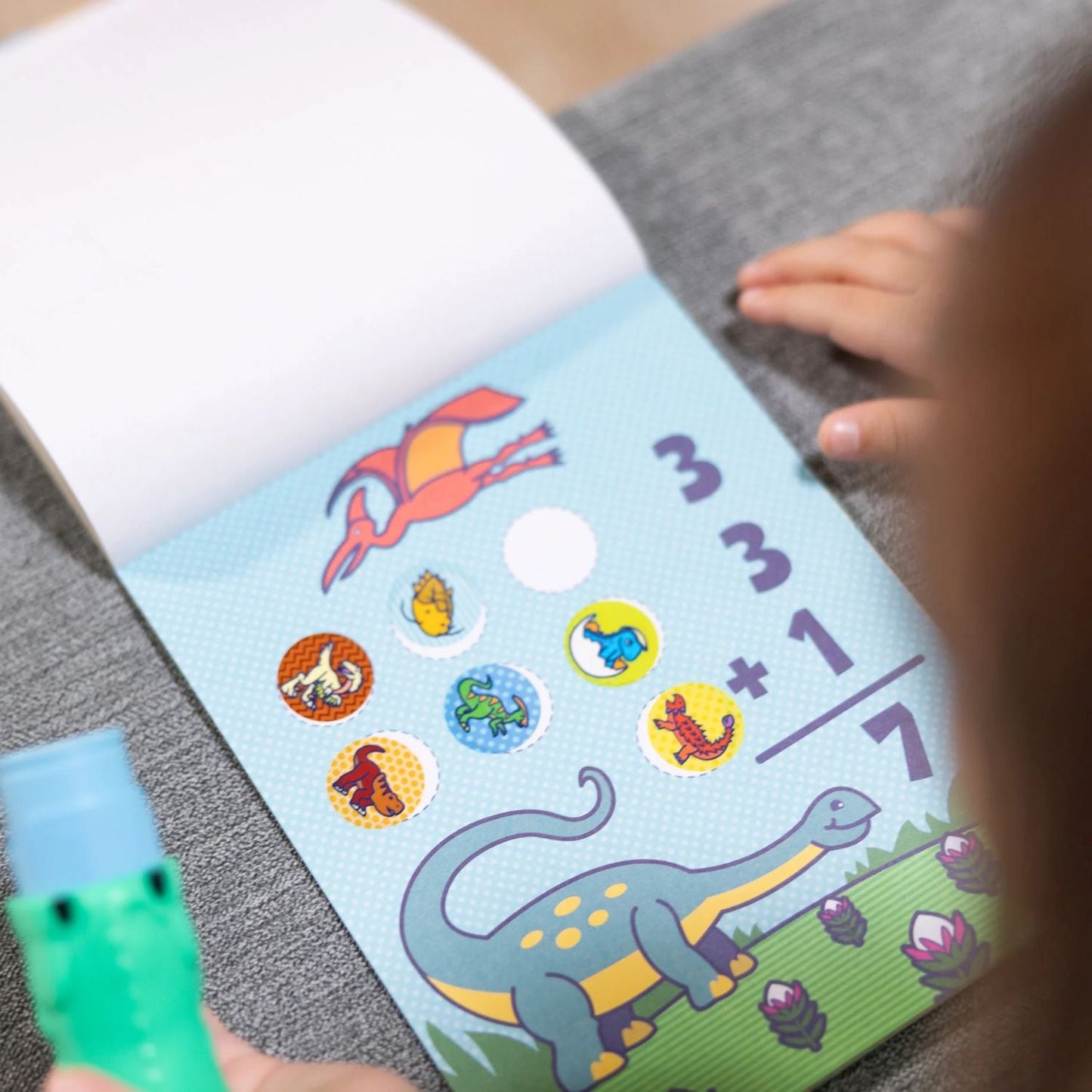 Melissa & Doug - Melissa & Doug Sticker WOW! – Refill Stickers – Dinosaur - Playful Panda